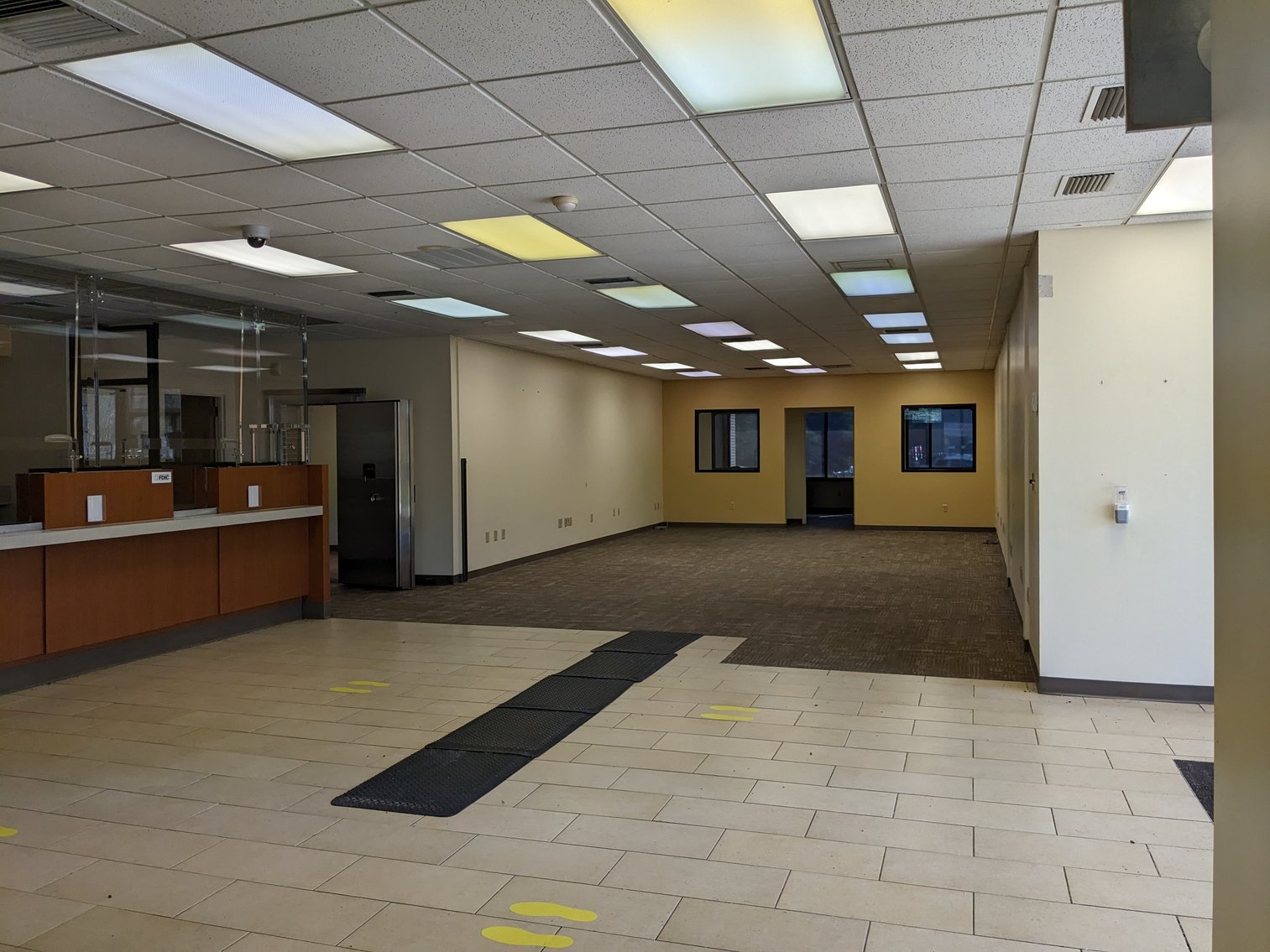 Image for Mobile, AL: 3,371± SF Former Bank Branch on 1.1± Acres at 2745 Government Blvd. (Mobile County)