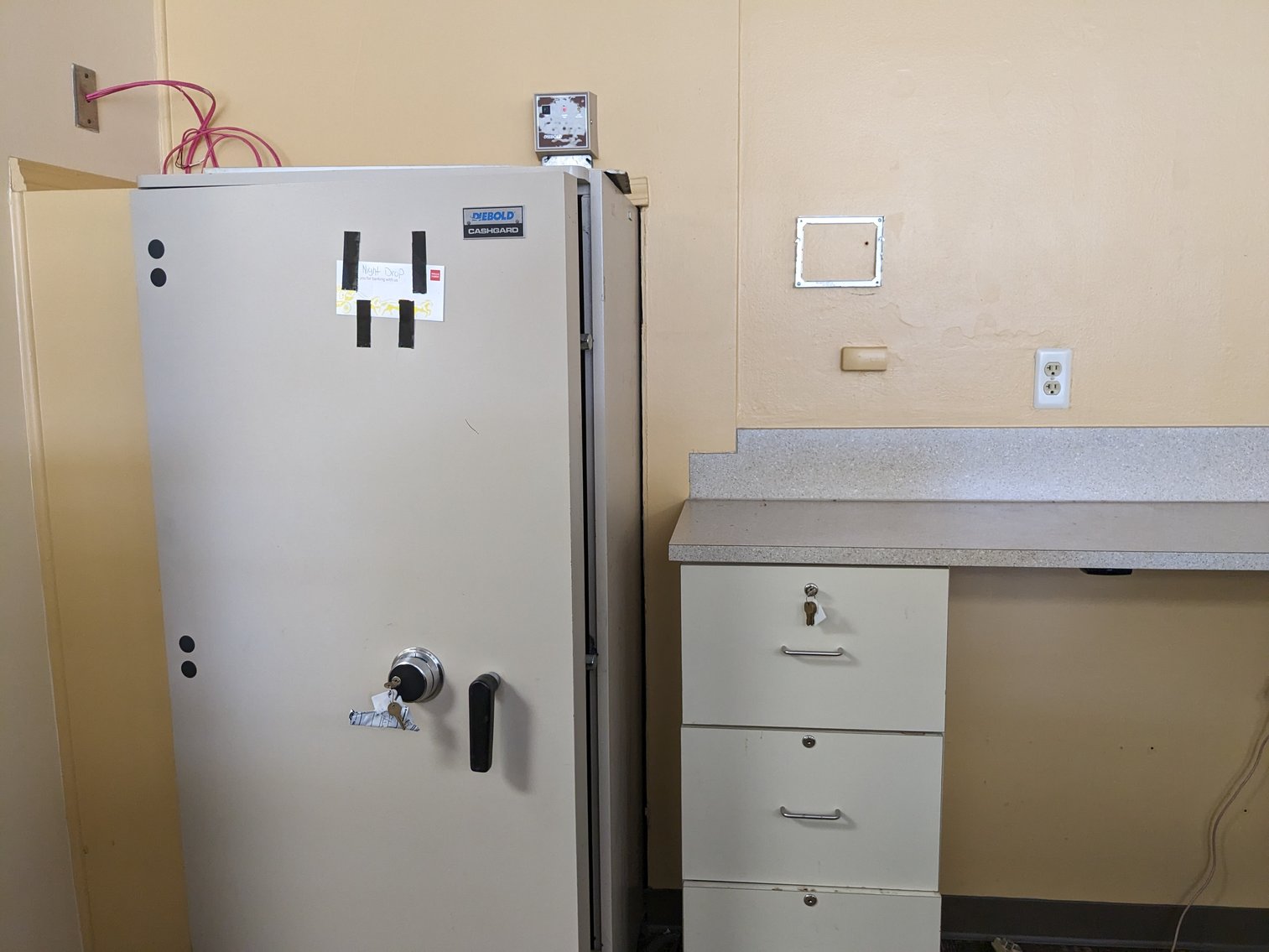 Image for Mobile, AL: 3,371± SF Former Bank Branch on 1.1± Acres at 2745 Government Blvd. (Mobile County)