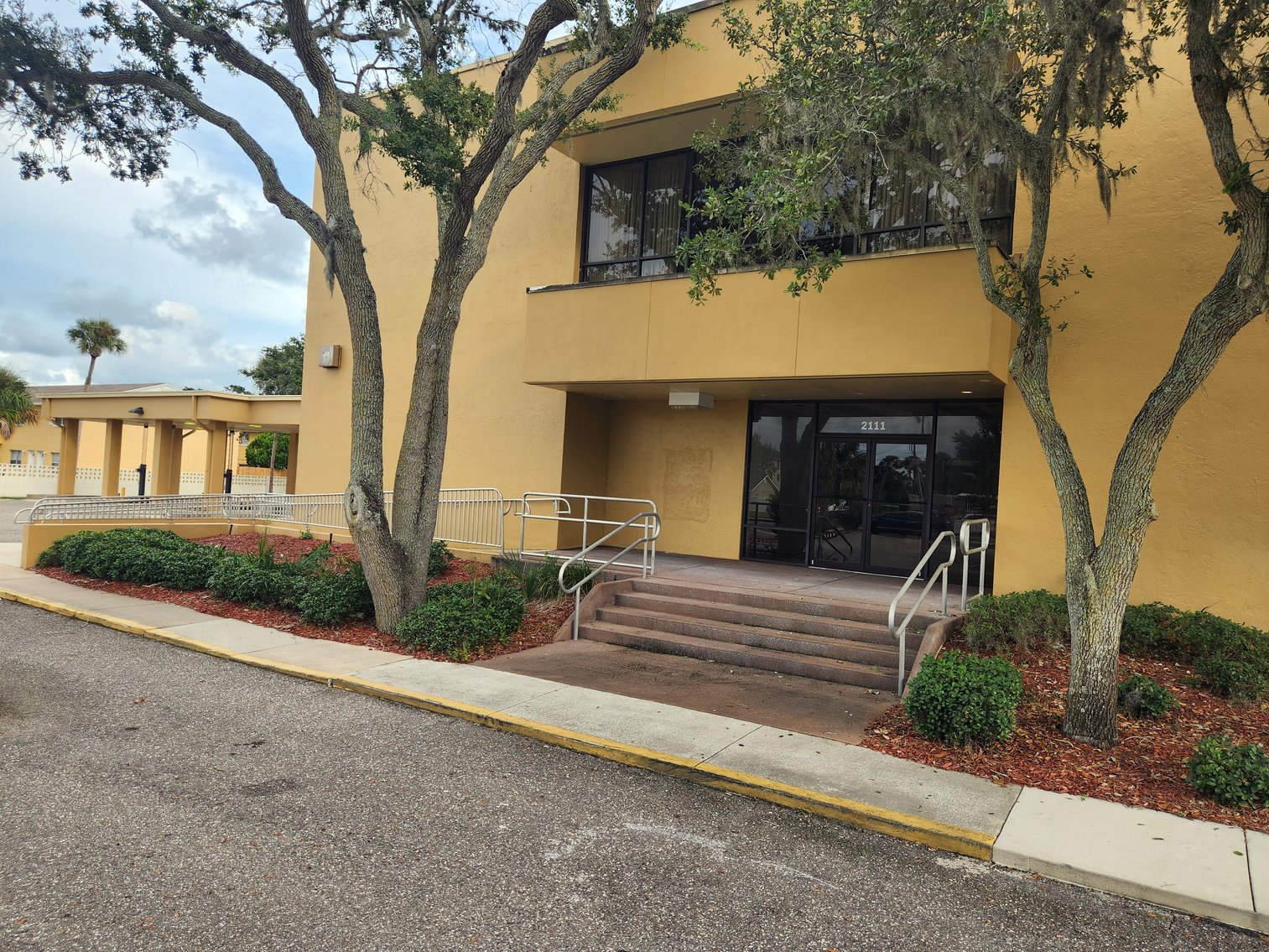 Image for South Daytona, FL: 12,610± SF Former Bank Branch on 2.2± Acres at 2111 S Ridgewood Ave. (Volusia County)