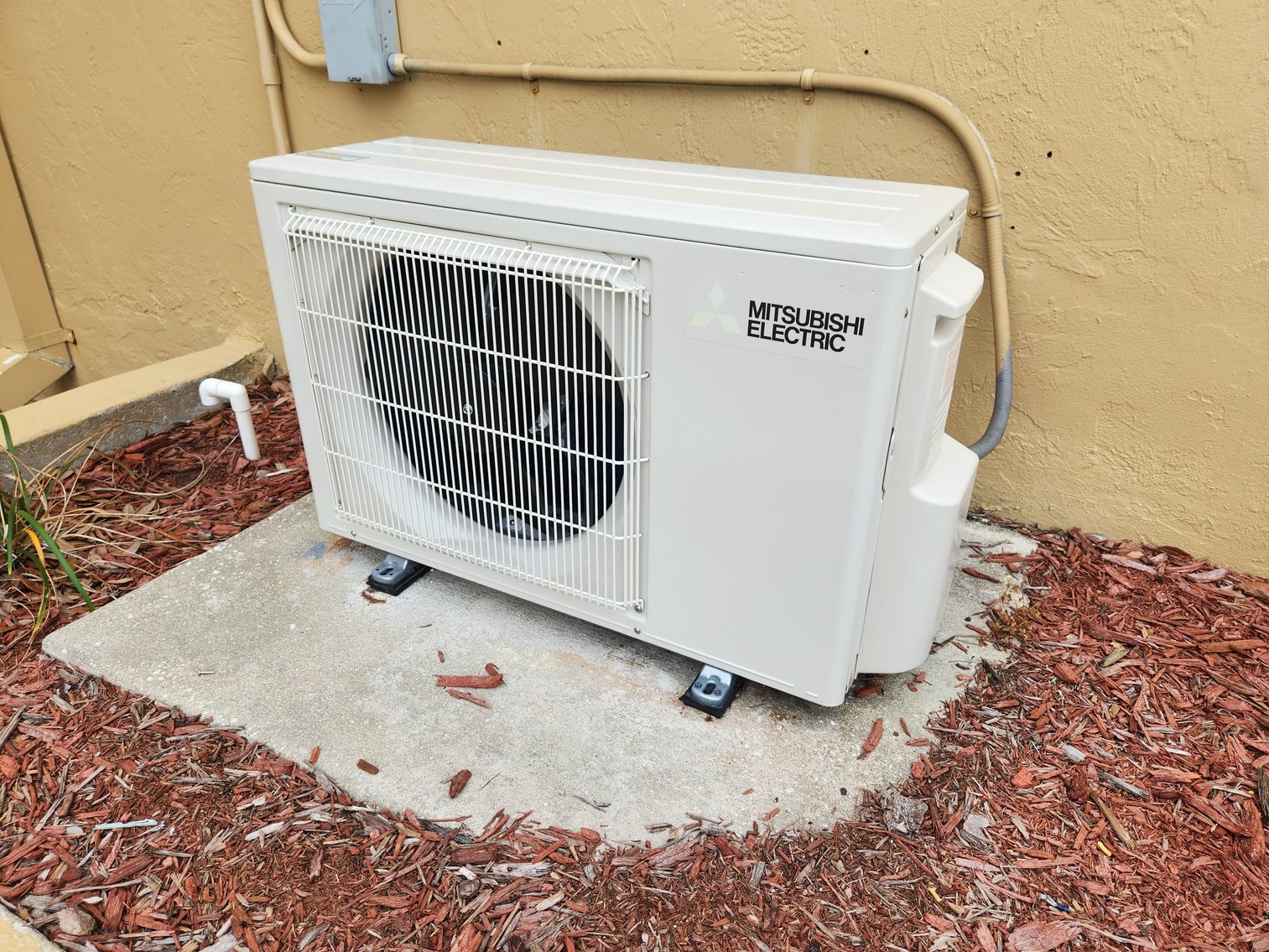 Image for South Daytona, FL: 12,610± SF Former Bank Branch on 2.2± Acres at 2111 S Ridgewood Ave. (Volusia County)