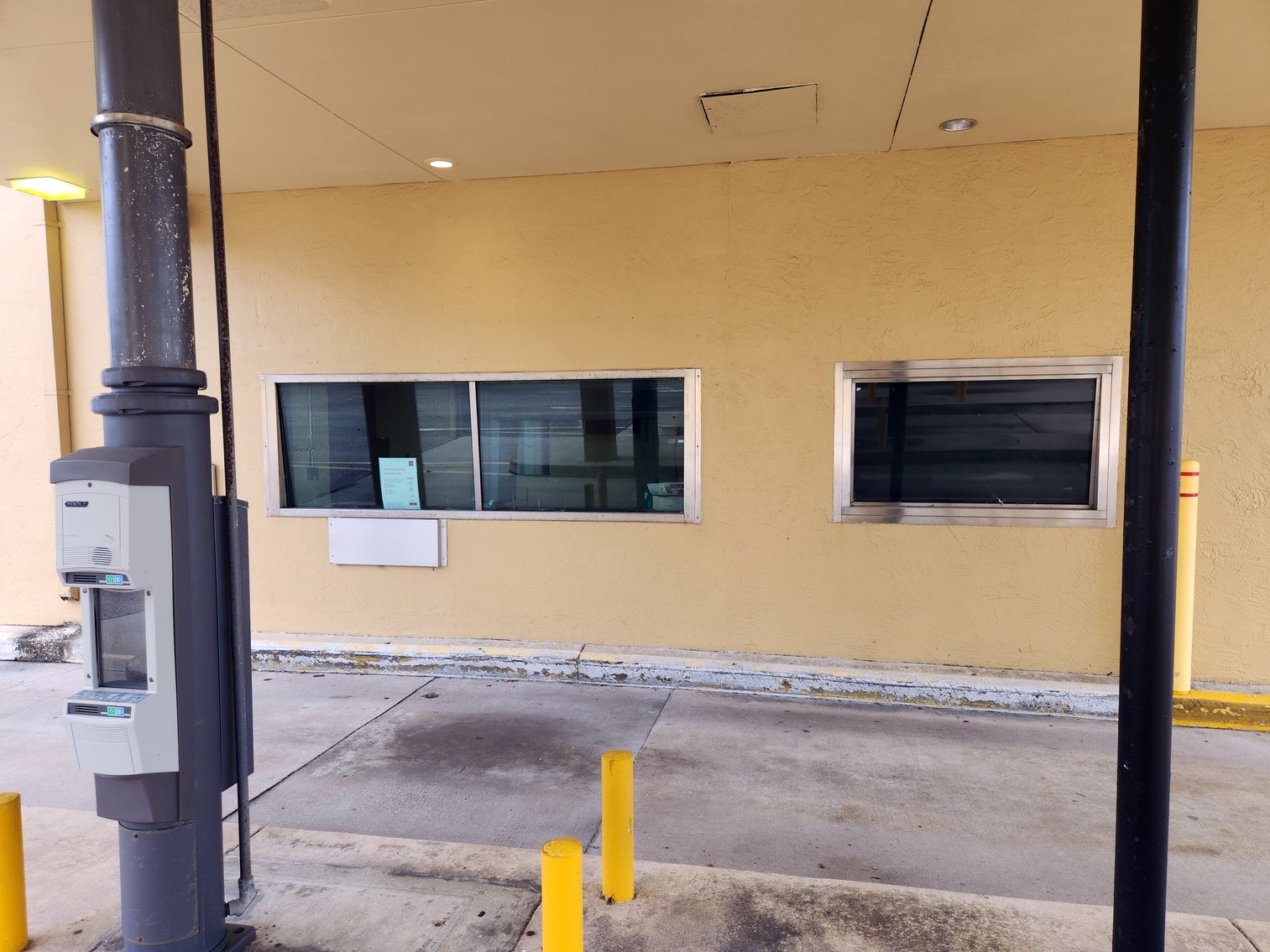 Image for South Daytona, FL: 12,610± SF Former Bank Branch on 2.2± Acres at 2111 S Ridgewood Ave. (Volusia County)