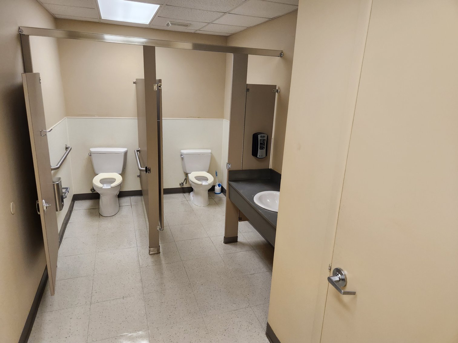 Image for South Daytona, FL: 12,610± SF Former Bank Branch on 2.2± Acres at 2111 S Ridgewood Ave. (Volusia County)