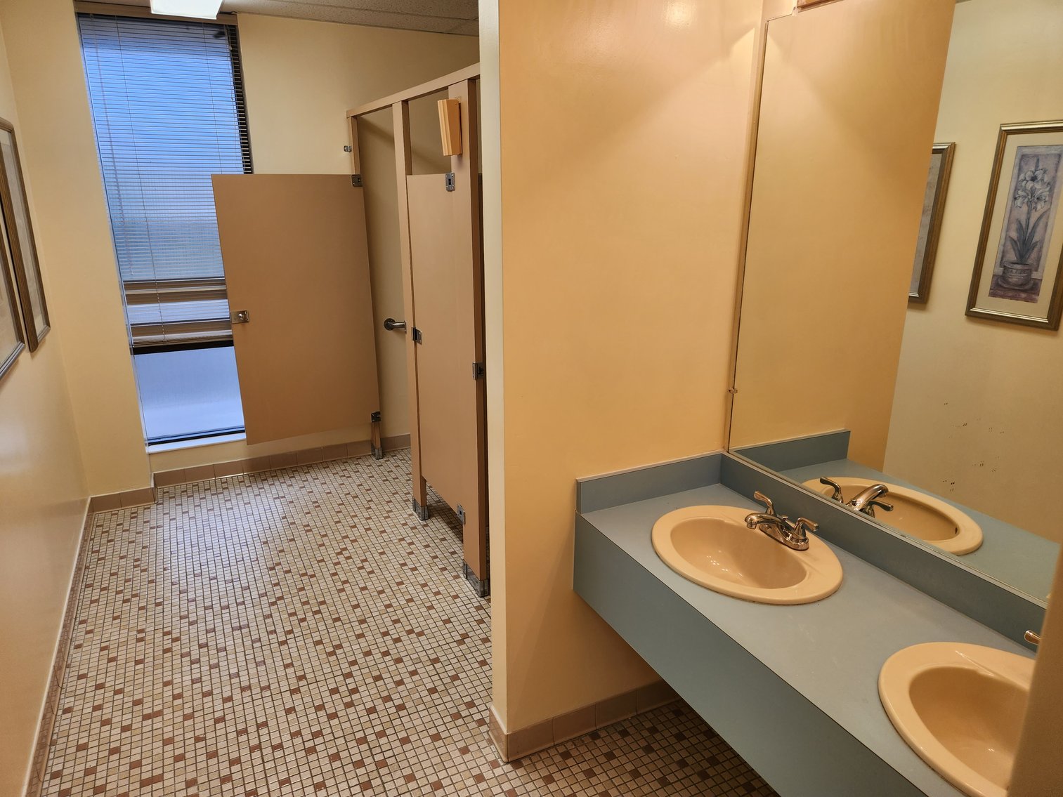 Image for South Daytona, FL: 12,610± SF Former Bank Branch on 2.2± Acres at 2111 S Ridgewood Ave. (Volusia County)