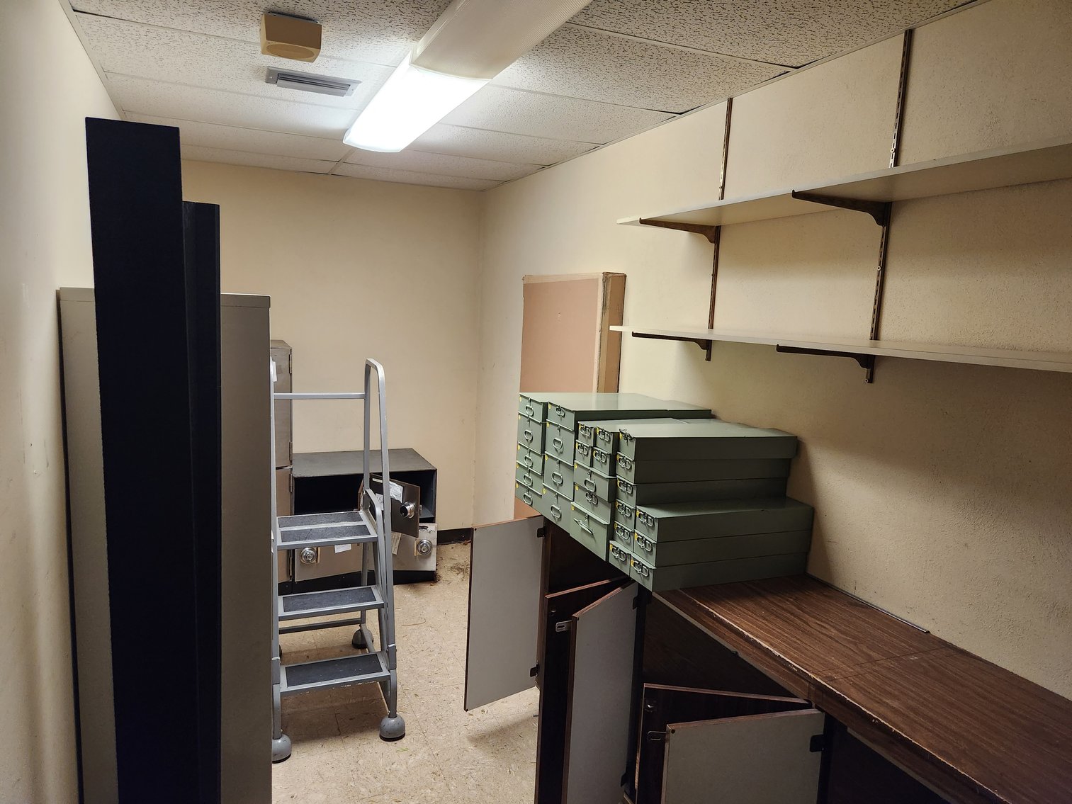 Image for South Daytona, FL: 12,610± SF Former Bank Branch on 2.2± Acres at 2111 S Ridgewood Ave. (Volusia County)