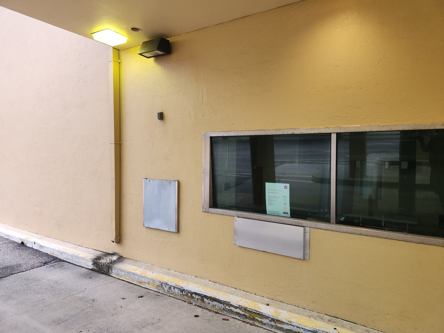 Image for South Daytona, FL: 12,610± SF Former Bank Branch on 2.2± Acres at 2111 S Ridgewood Ave. (Volusia County)