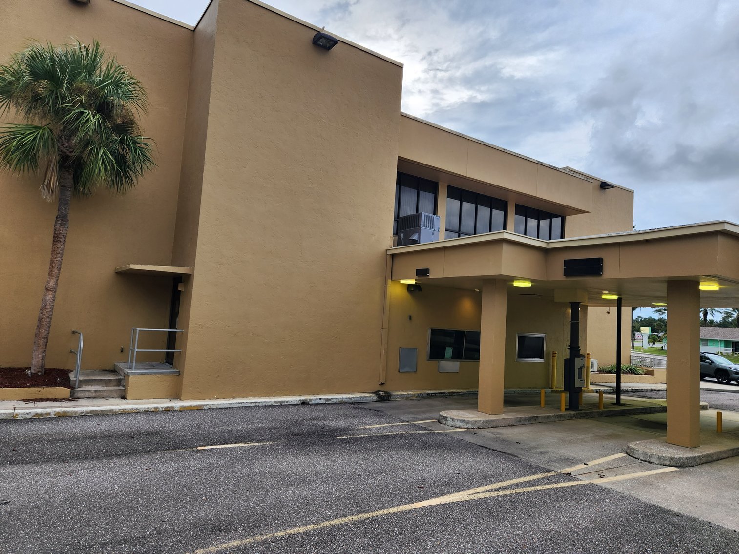 Image for South Daytona, FL: 12,610± SF Former Bank Branch on 2.2± Acres at 2111 S Ridgewood Ave. (Volusia County)