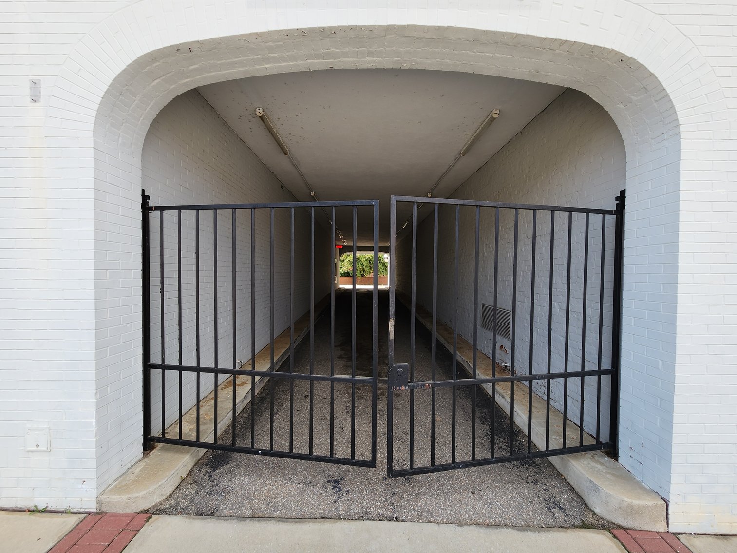 Image for Winnsboro, SC: 10,164±SF Footprint Former Bank Branch on 1± Acre at 101 N Congress St. (Fairfield County)