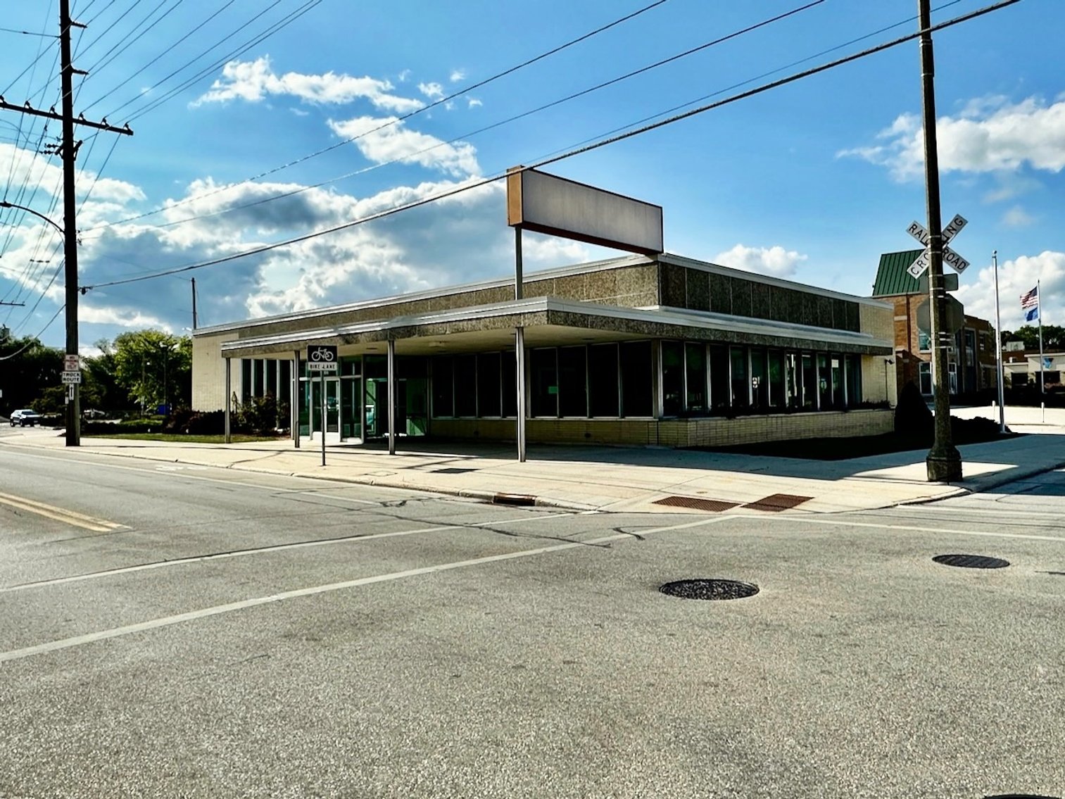 Image for Sheboygan Falls, WI: 5,835± SF Footprint Former Bank Branch on .5± Acre at 806 Monroe St. (Sheboygan County)