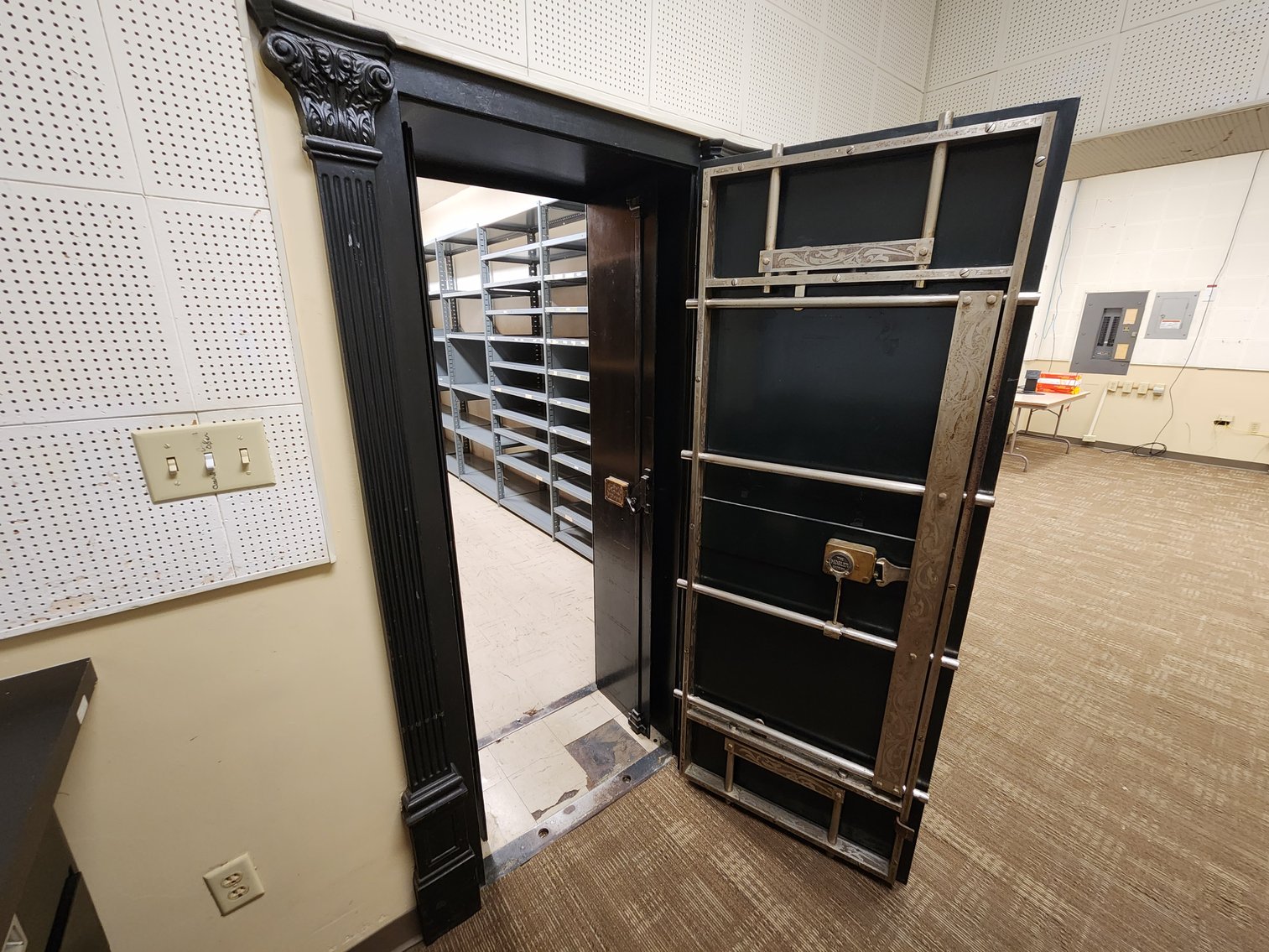 Image for Winnsboro, SC: 10,164±SF Footprint Former Bank Branch on 1± Acre at 101 N Congress St. (Fairfield County)