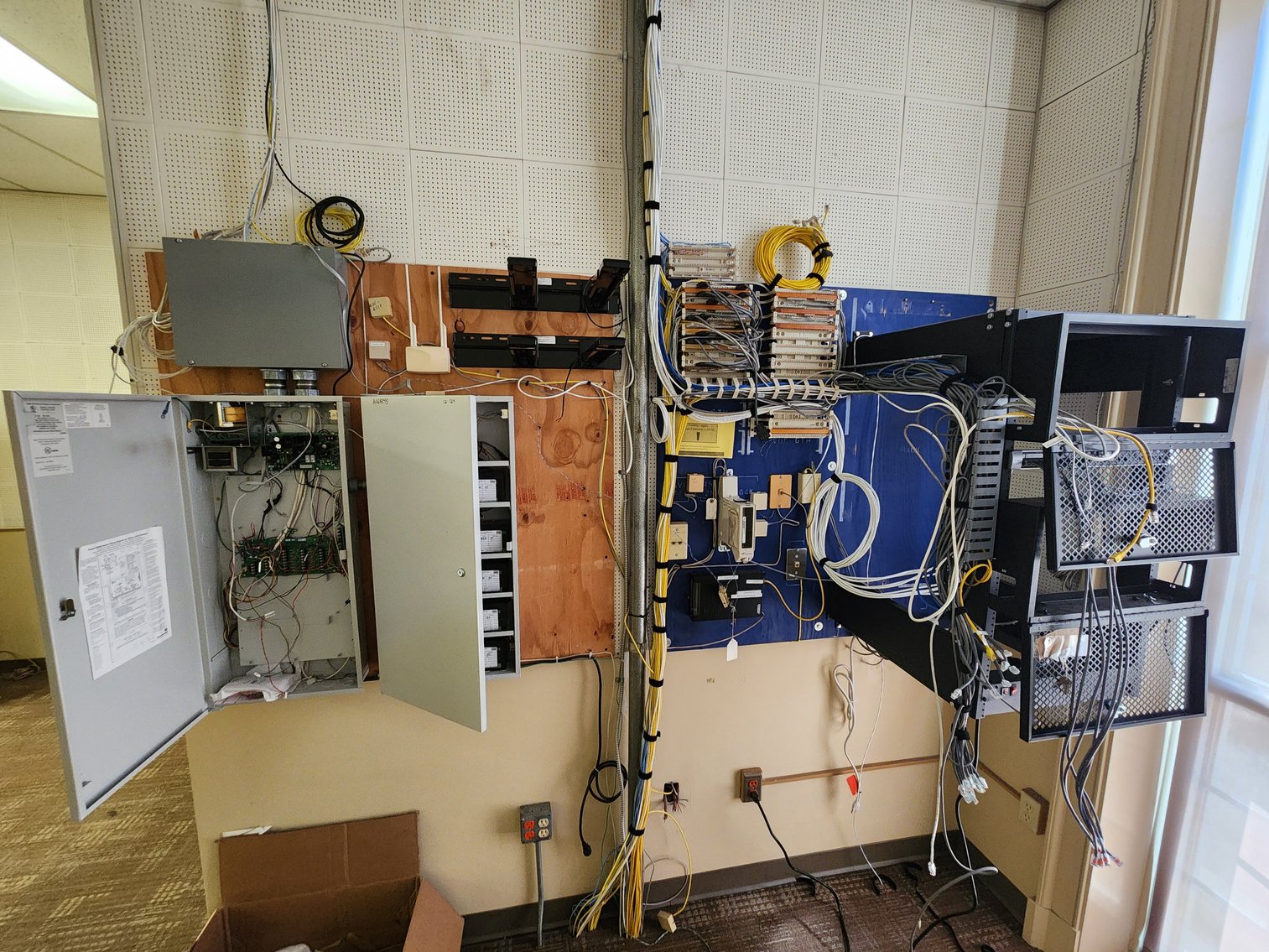 Image for Winnsboro, SC: 10,164±SF Footprint Former Bank Branch on 1± Acre at 101 N Congress St. (Fairfield County)