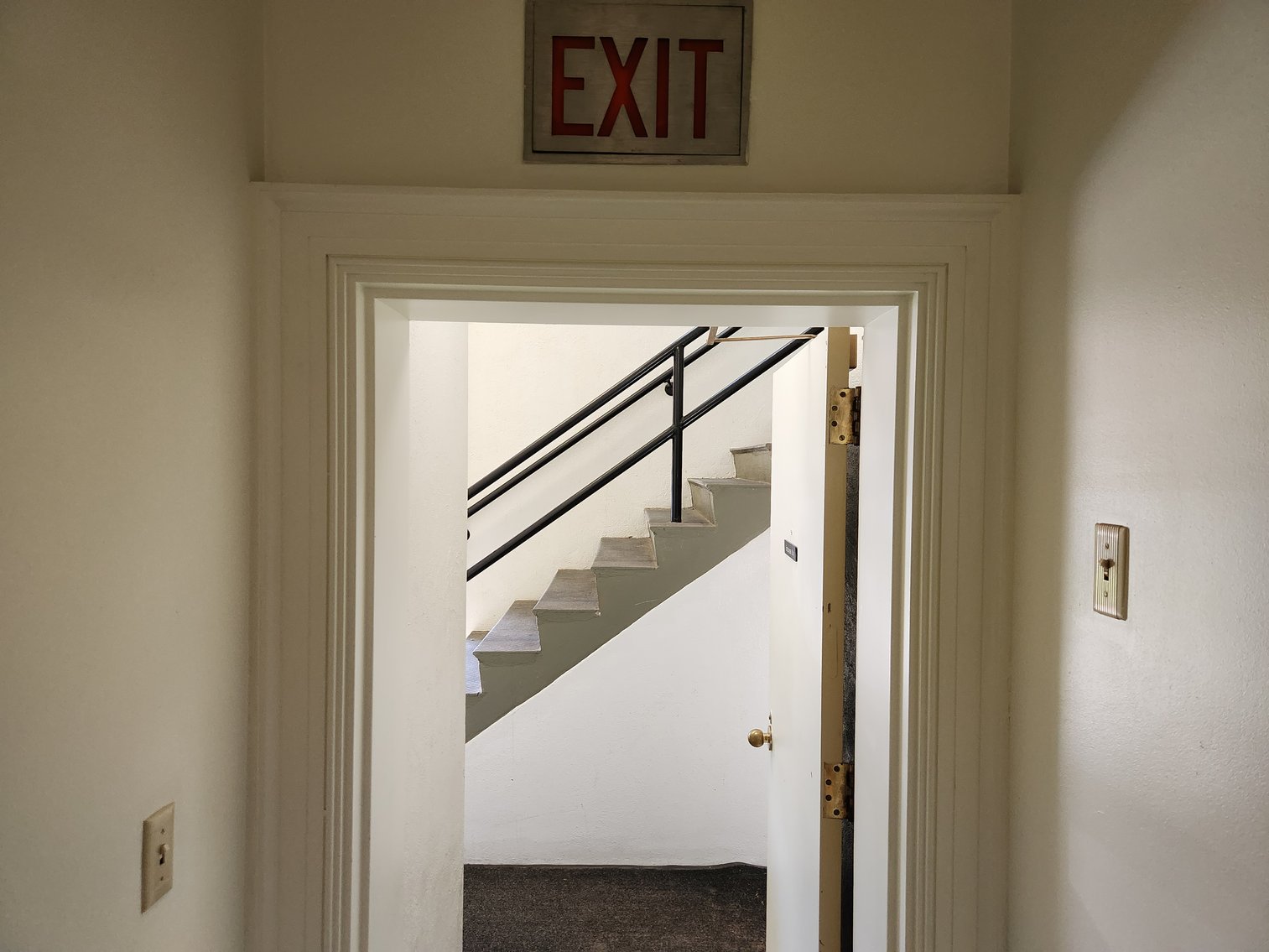 Image for Winnsboro, SC: 10,164±SF Footprint Former Bank Branch on 1± Acre at 101 N Congress St. (Fairfield County)