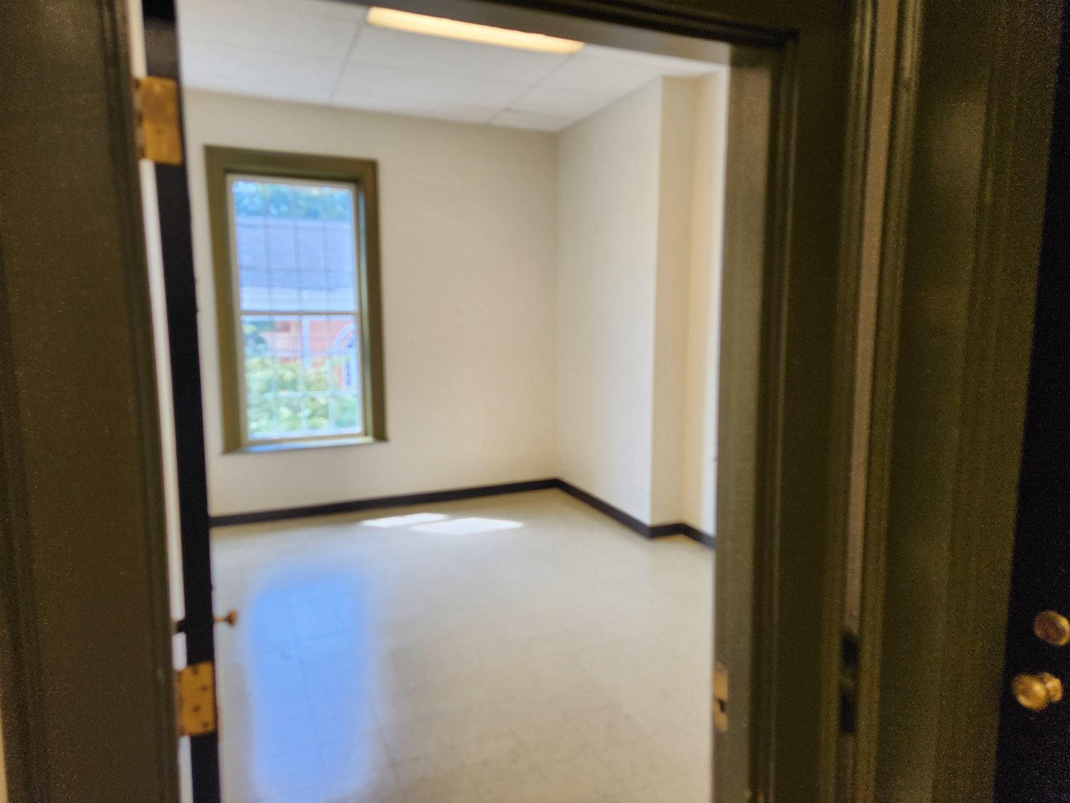 Image for Winnsboro, SC: 10,164±SF Footprint Former Bank Branch on 1± Acre at 101 N Congress St. (Fairfield County)