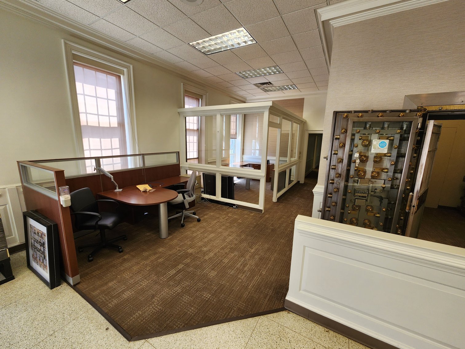 Image for Winnsboro, SC: 10,164±SF Footprint Former Bank Branch on 1± Acre at 101 N Congress St. (Fairfield County)