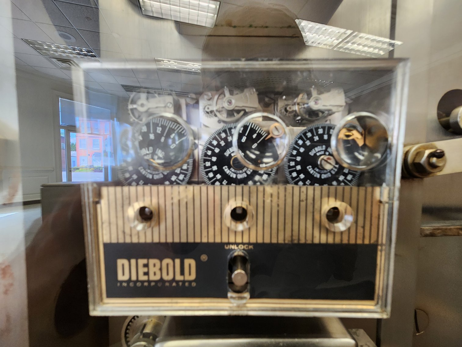 Image for Winnsboro, SC: 10,164±SF Footprint Former Bank Branch on 1± Acre at 101 N Congress St. (Fairfield County)