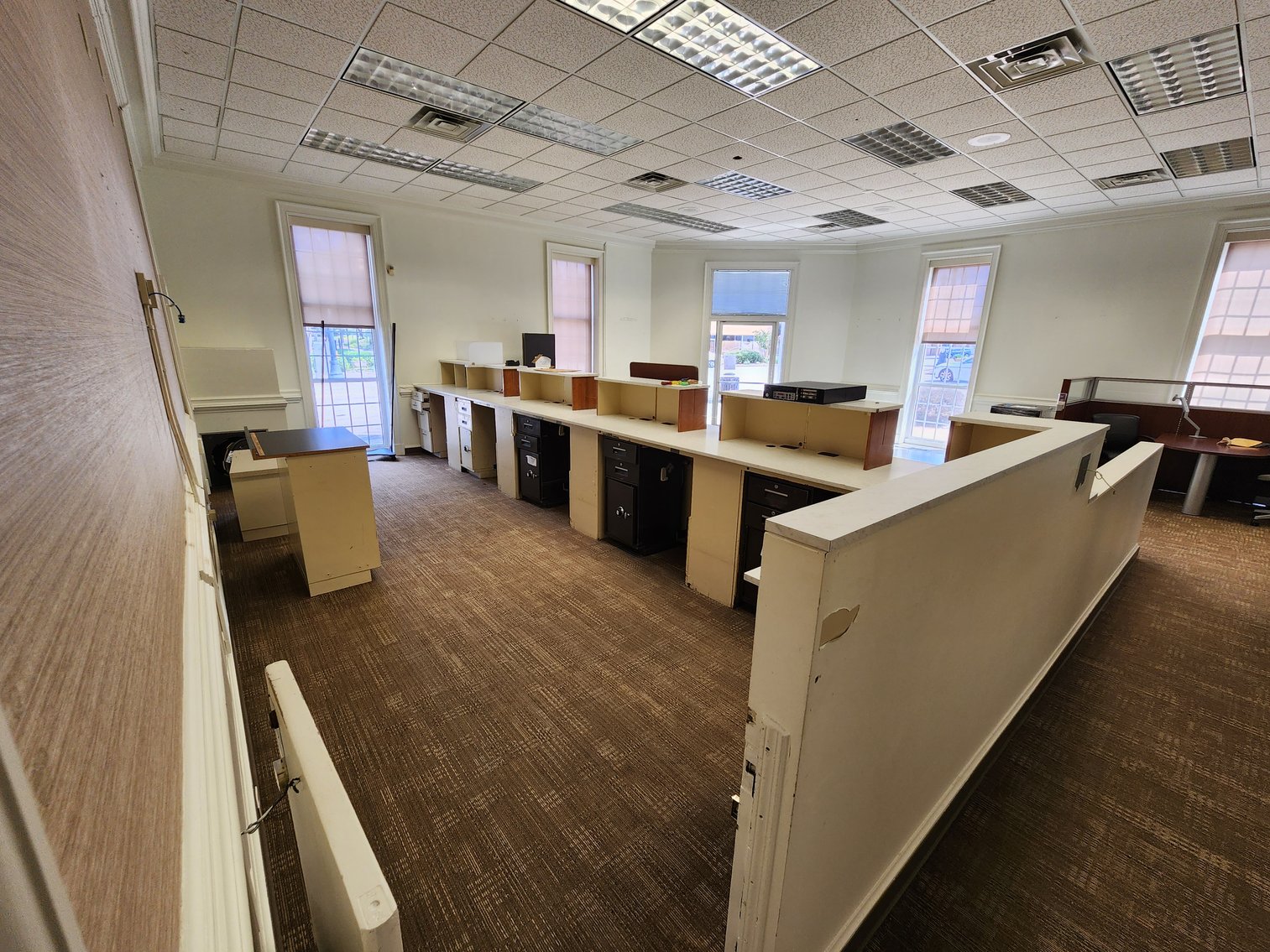 Image for Winnsboro, SC: 10,164±SF Footprint Former Bank Branch on 1± Acre at 101 N Congress St. (Fairfield County)