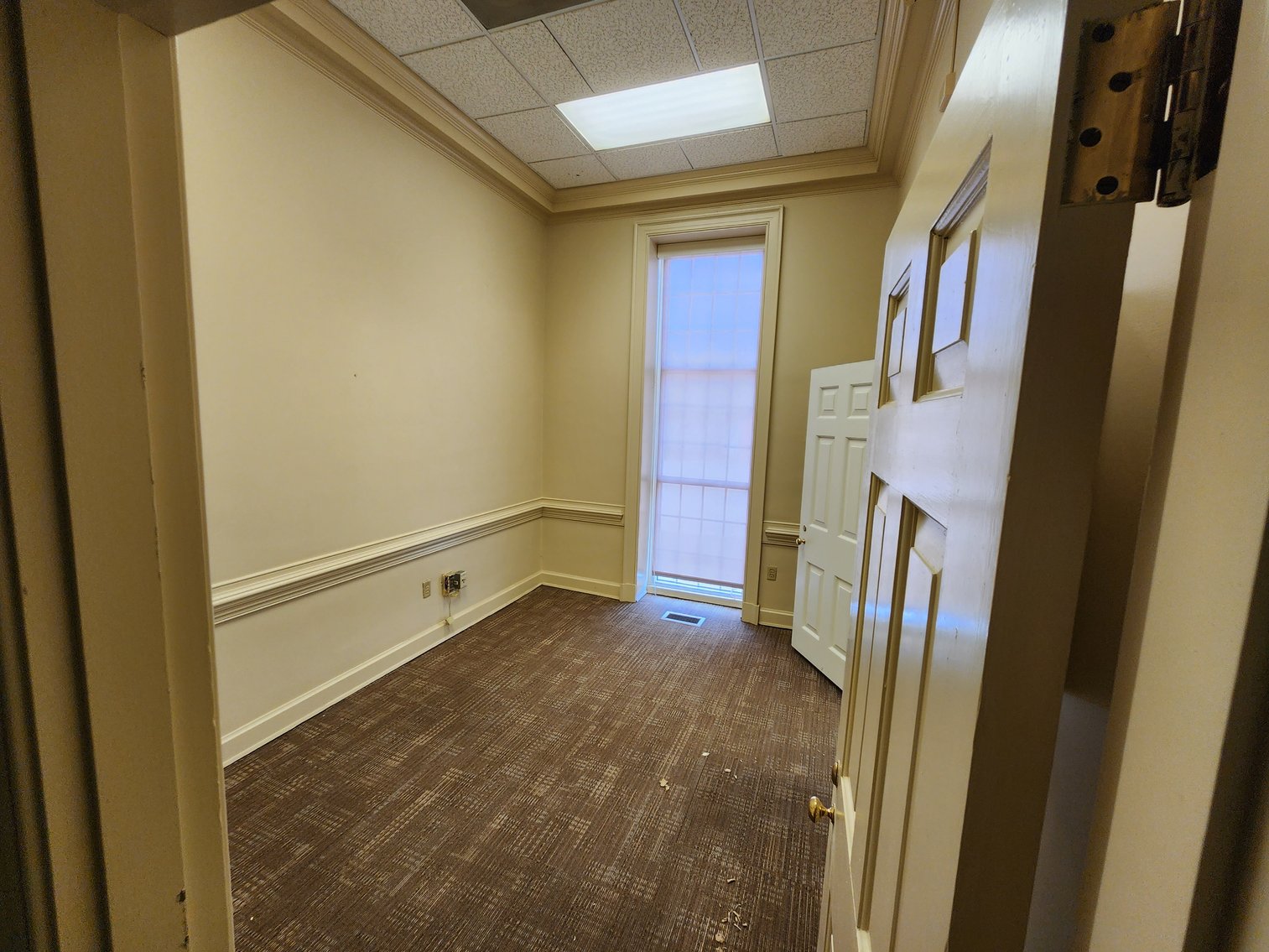 Image for Winnsboro, SC: 10,164±SF Footprint Former Bank Branch on 1± Acre at 101 N Congress St. (Fairfield County)