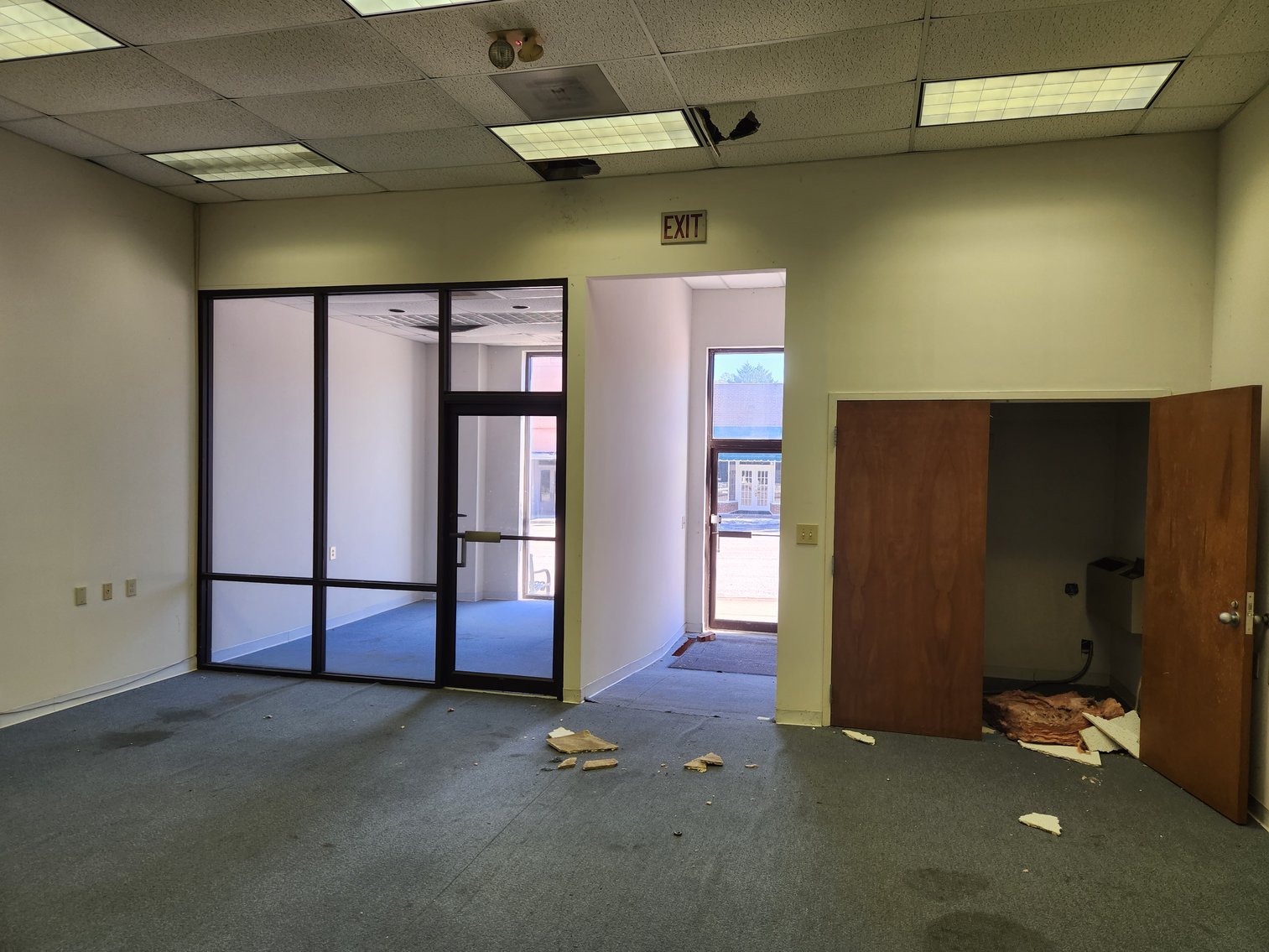 Image for Winnsboro, SC: 10,164±SF Footprint Former Bank Branch on 1± Acre at 101 N Congress St. (Fairfield County)