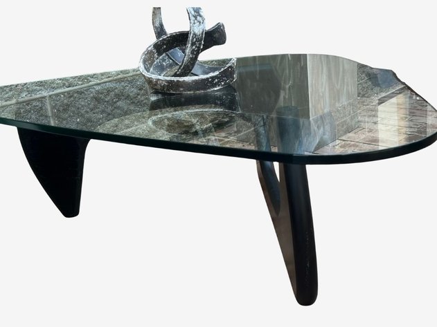 Image for AUGUST Discovery online estate auction