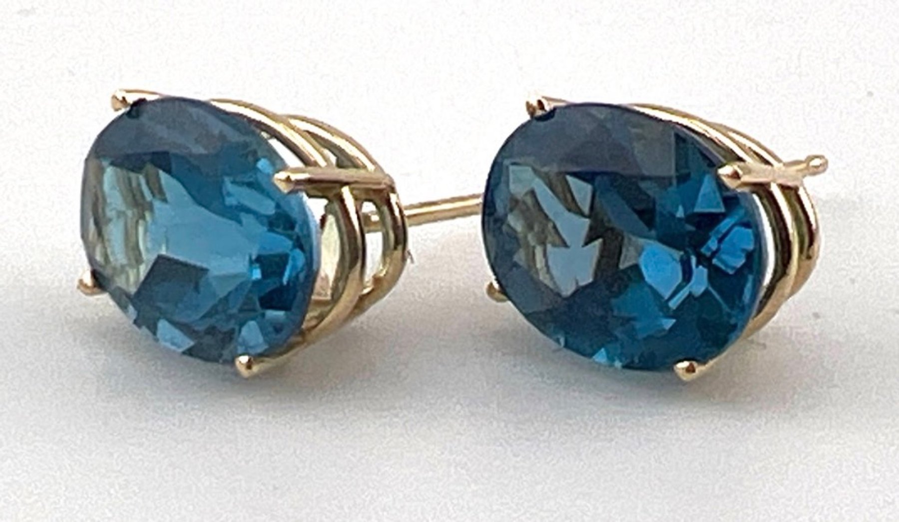 Image for MOTHERS DAY JEWELRY AND DESIGN