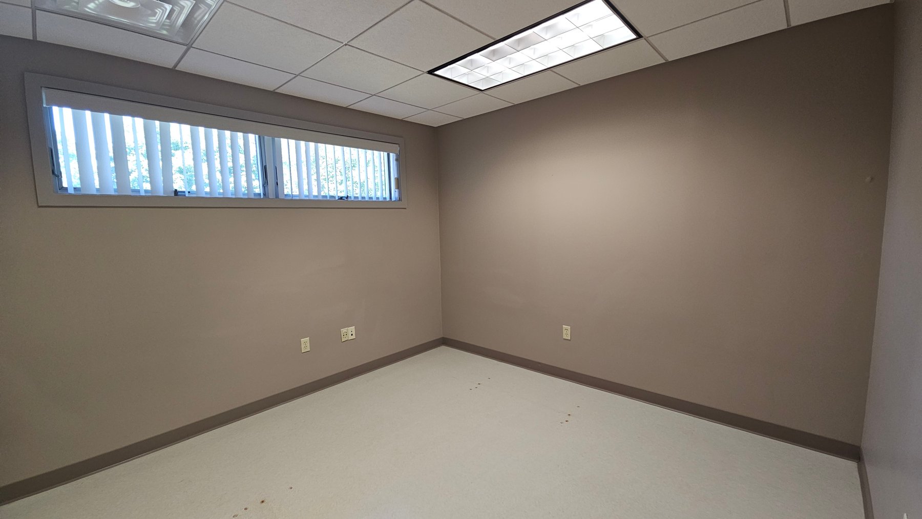 Image for Professional Office/Medical Space for Lease on W. Landis Avenue