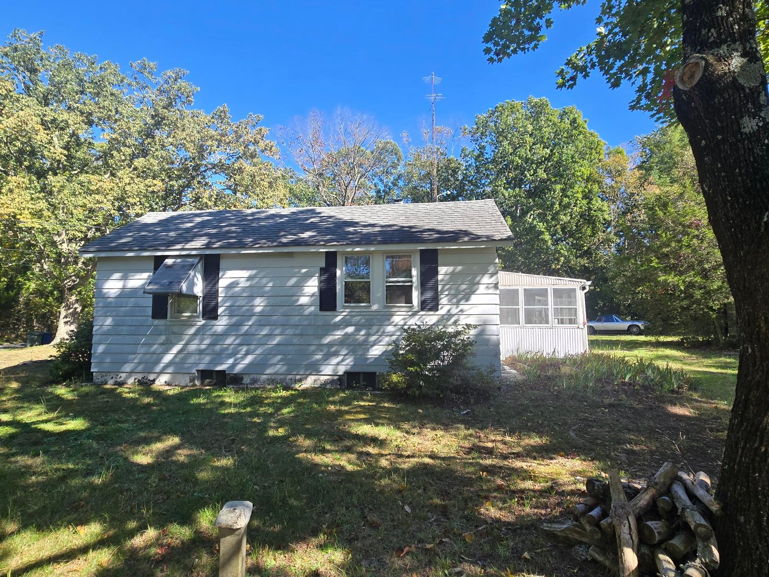 Image for Seller Ordered Online Auction - 1,334 +/- SF Ranch-Style Home on 3.75 +/- Acres in Franklin Township