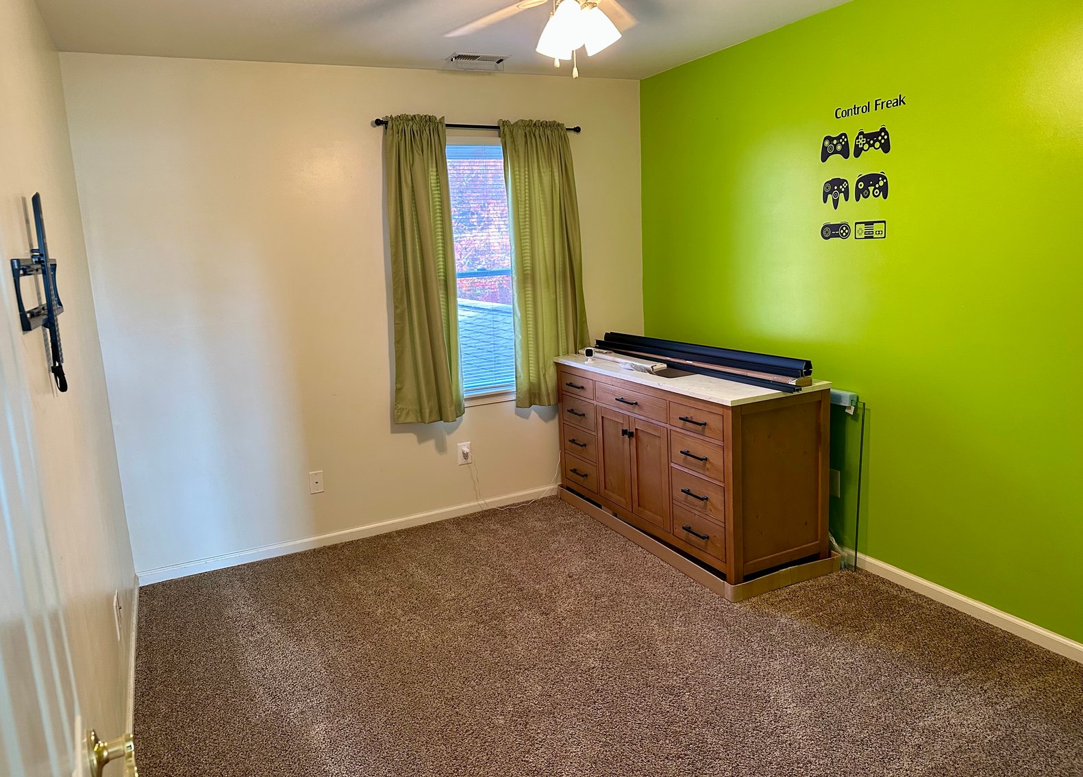 Image for Classic Custom Built 4 BR 3 1/2 Bath 3,023 +/- SF Home Available in Chestnut Terrace