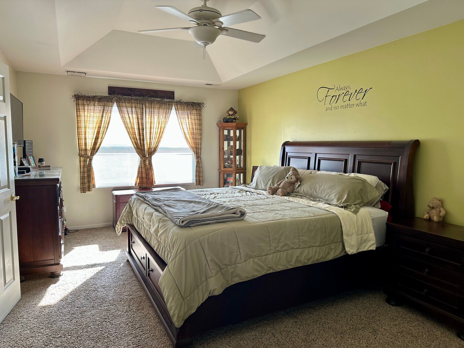 Image for Classic Custom Built 4 BR 3 1/2 Bath 3,023 +/- SF Home Available in Chestnut Terrace