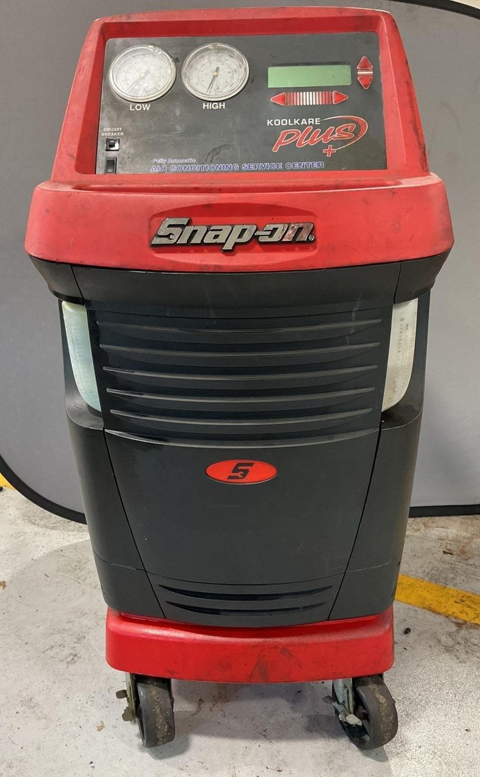 Image for Mercedes Vehicles & Auto Repair Shop Tools | C.S. Cantlin Business Liquidation | July 22, 2024 at 8:00 PM