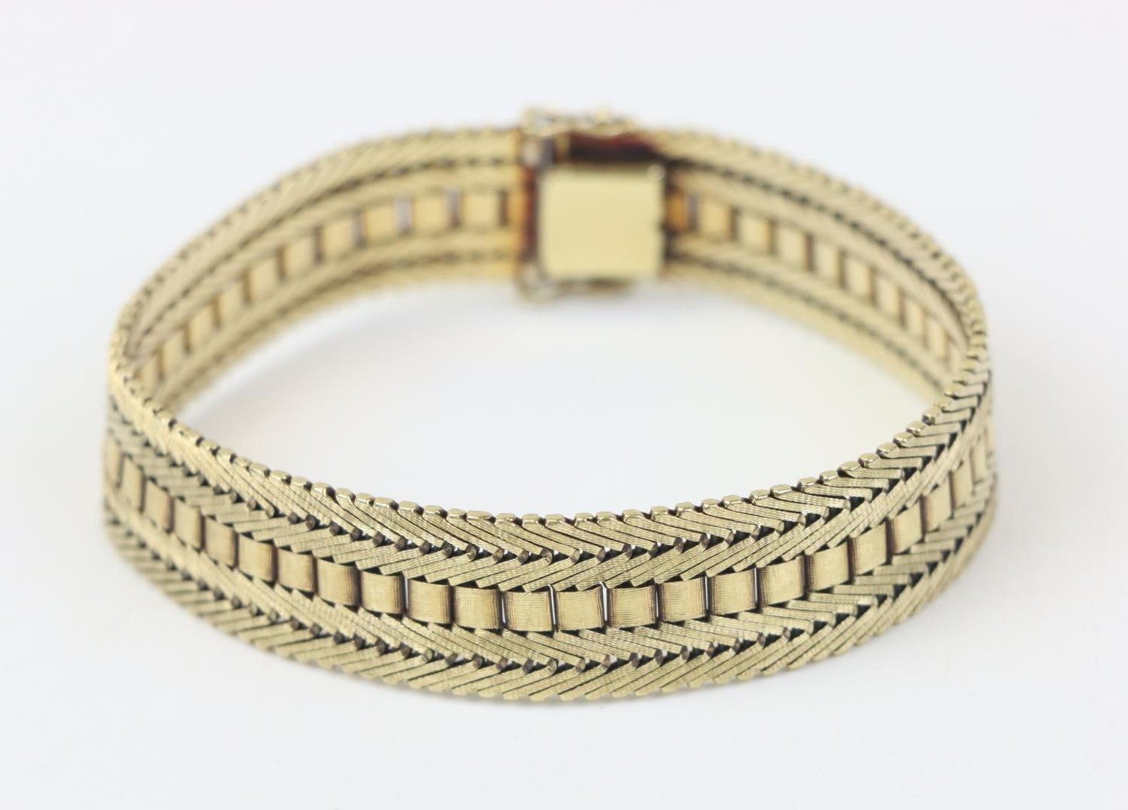 Image for Jewelry | July 31, 2024 at 7:00 PM