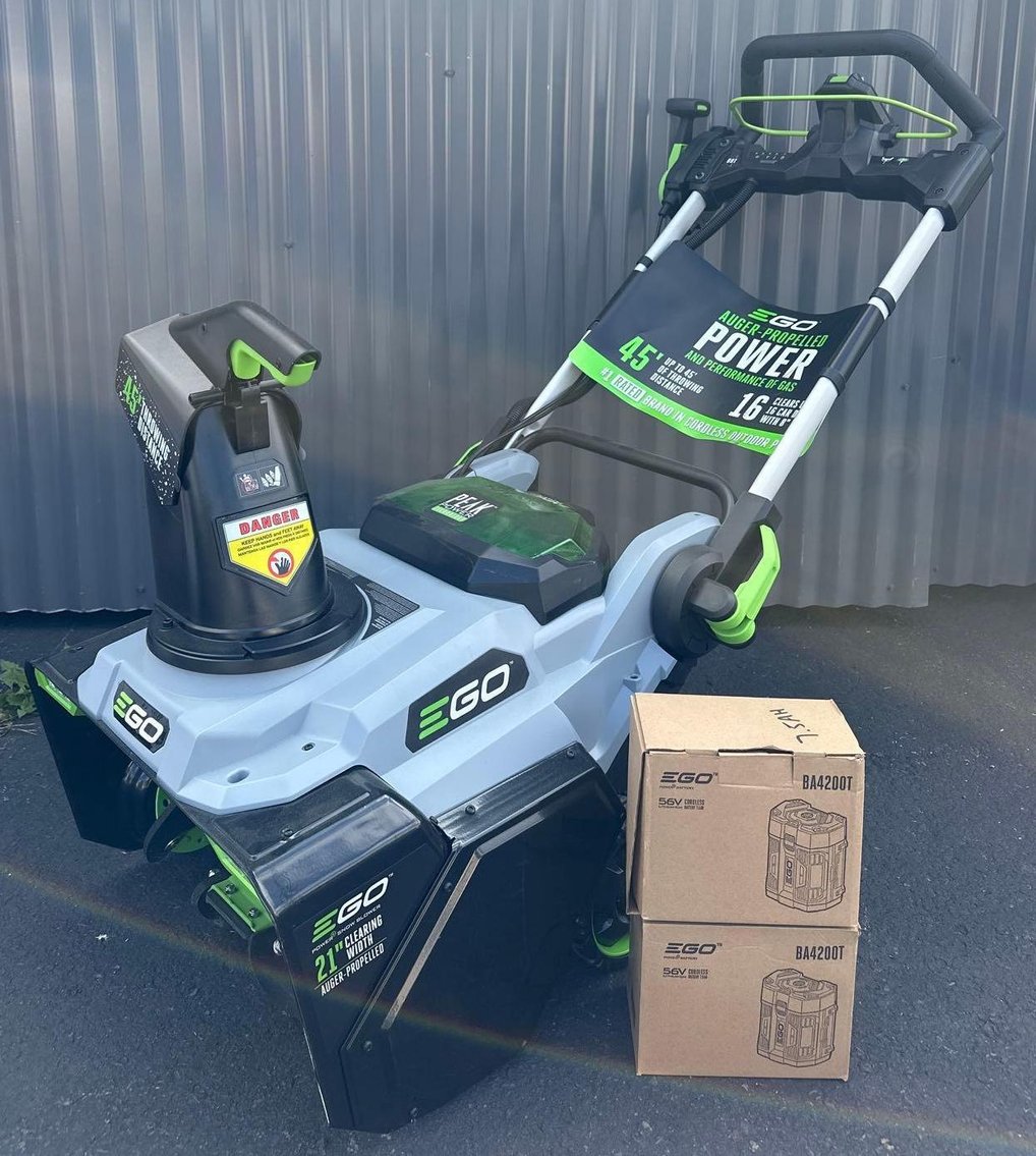 Image for Holiday Lights and Seasonal Items | Kerry's ACE Hardware Business Liquidation | October 20, 2024 at 7:00 PM