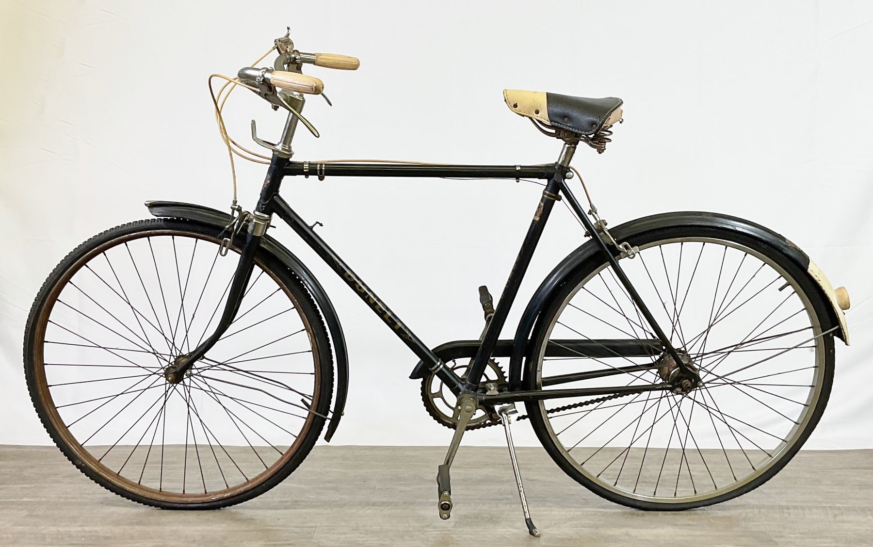 Image for Home & Decor | April 17, 2025 at 8:00 PM