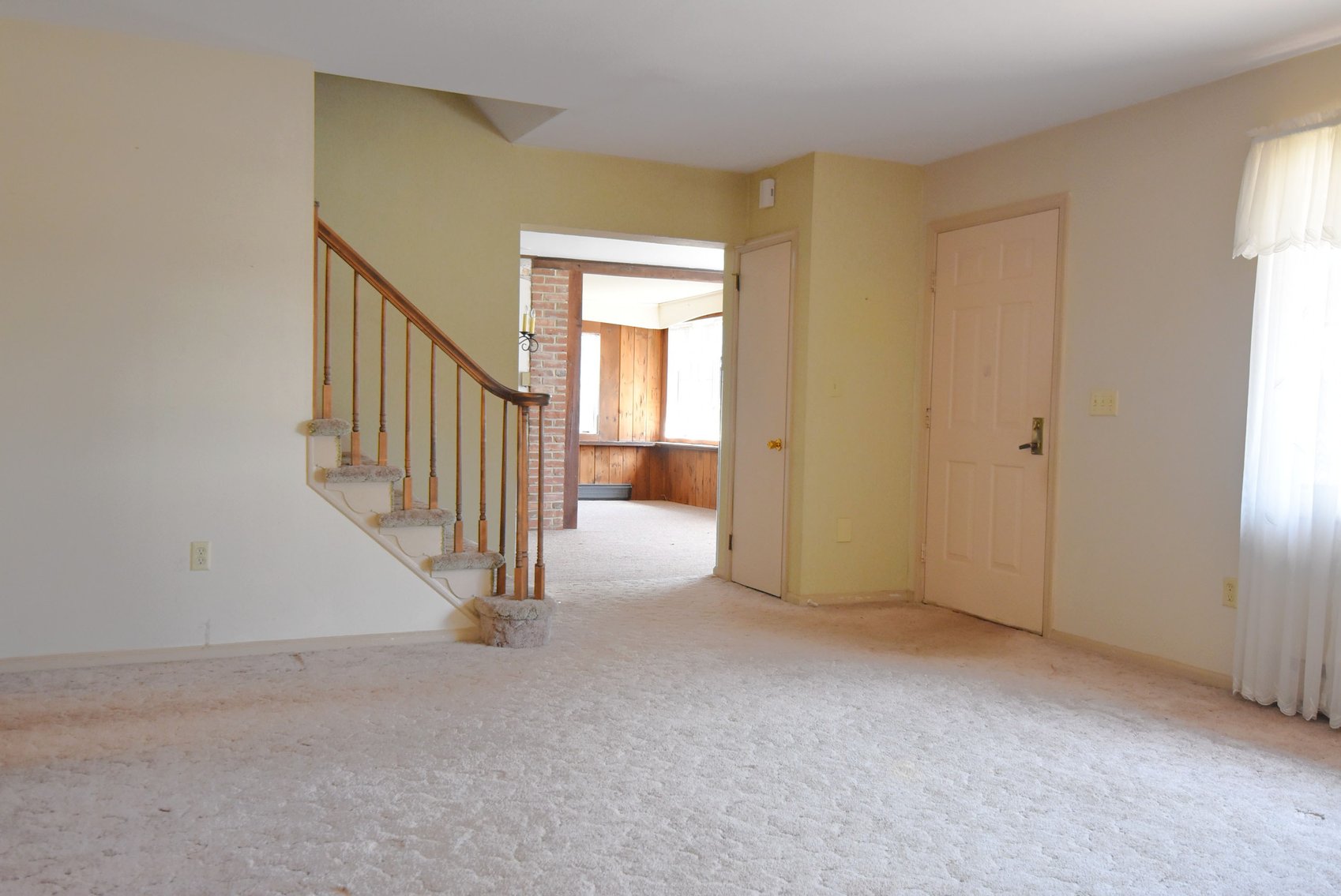 Image for Sold! Real Estate For Auction | 423 E. Garfield Ave, Souderton, PA 18964 | May 1, 2025 at 4:00 PM