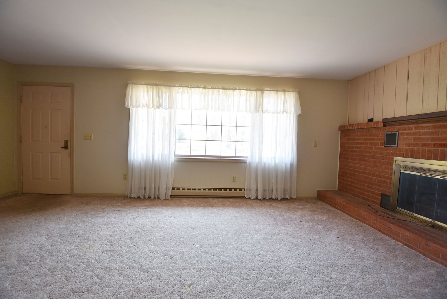 Image for Sold! Real Estate For Auction | 423 E. Garfield Ave, Souderton, PA 18964 | May 1, 2025 at 4:00 PM