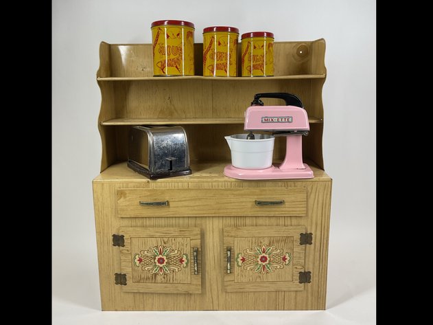 Image for Toys | May 7, 2025 at 7:00 PM