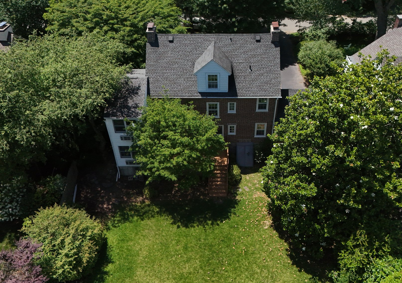 Image for Sold! Real Estate For Auction | 19 Farm Road, Wayne, PA 19087 | July 17, 2025 at 4:00 PM