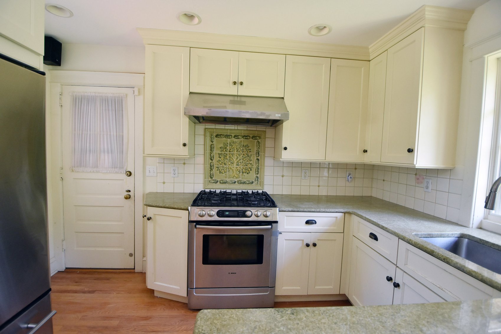 Image for Sold! Real Estate For Auction | 19 Farm Road, Wayne, PA 19087 | July 17, 2025 at 4:00 PM