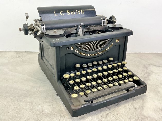 Image for Home & Decor | July 24, 2025 at 8:00 PM