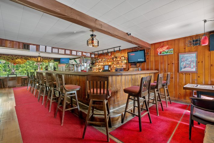 Image for Sold! Real Estate For Auction | Ravens Nest Tavern | 625 Old Bethlehem Road, Quakertown, PA  18951 |  September 23, 2025 at 12:00 PM