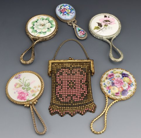 Image for Vintage Accessories | October 8, 2025 at 8:00 PM