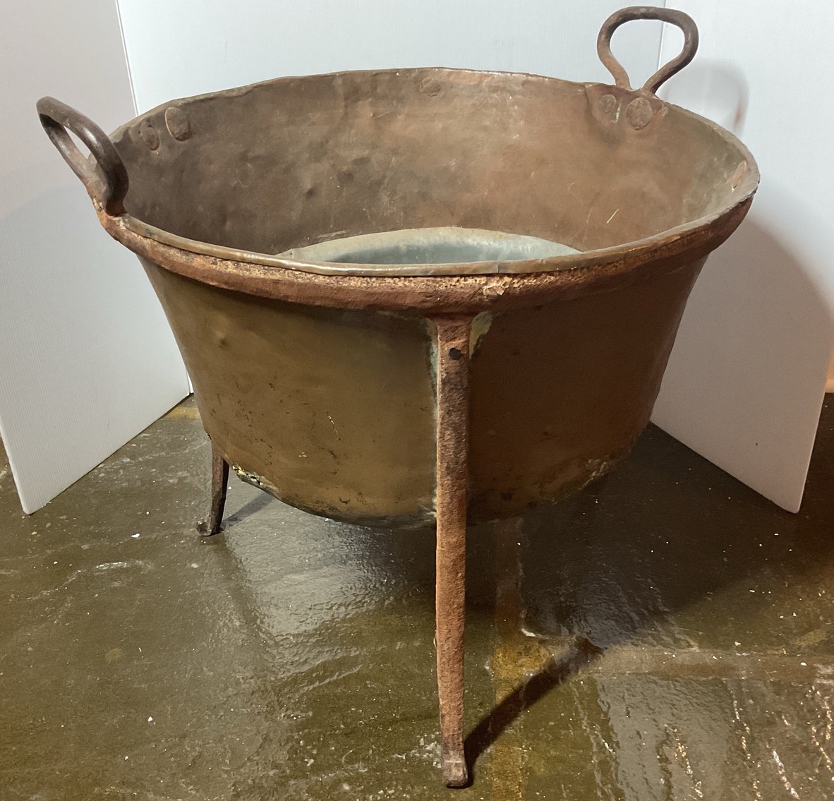 Image for Estate Sale | Gladwyne, PA | October 22, 2025 at 8:00 PM