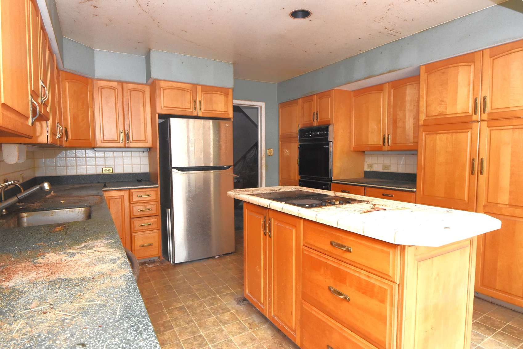 Image for Sold! Real Estate For Auction | 422 Wyndon Rd, Ambler, PA 19002 | November 20, 2025 at 4:00 PM