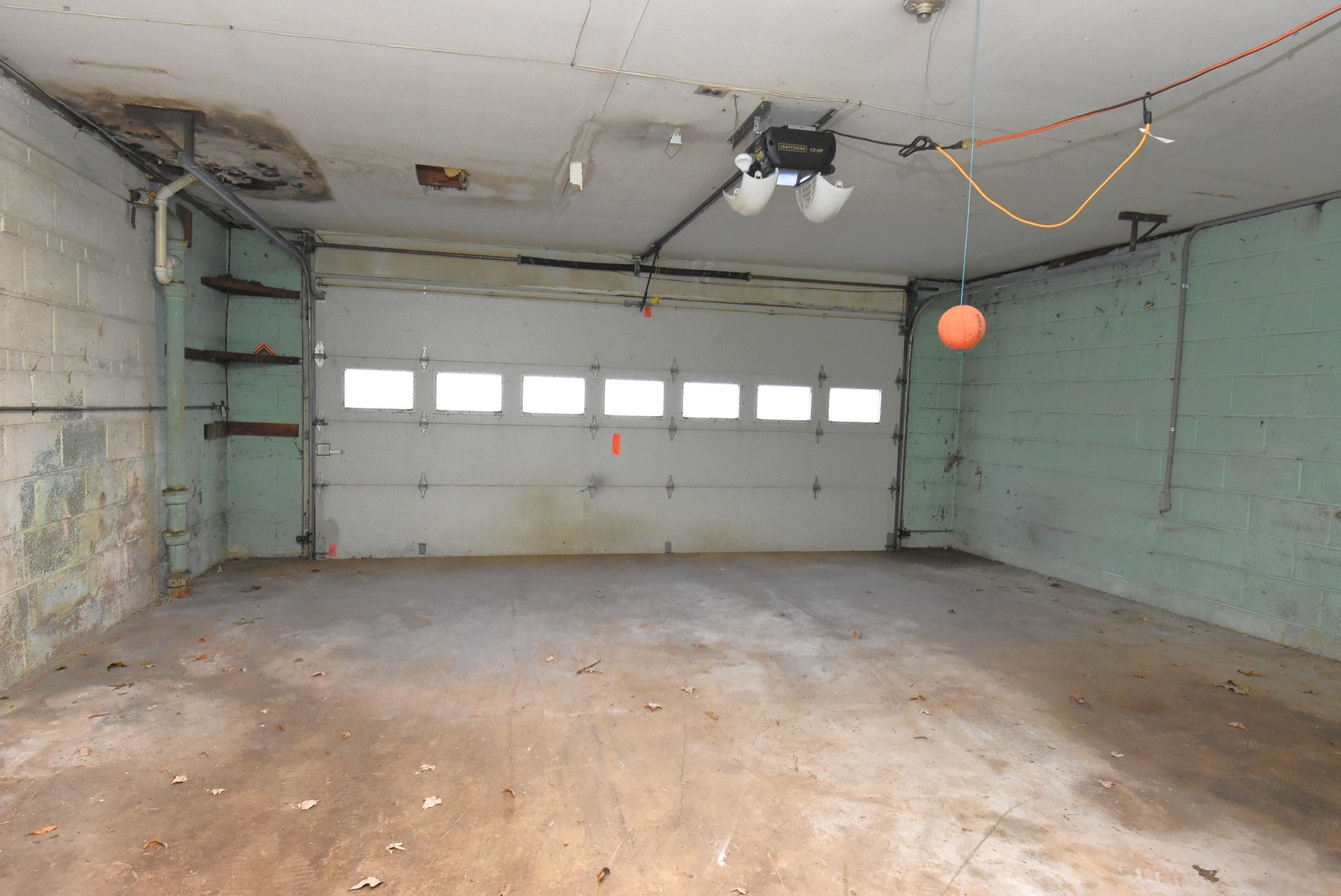 Image for Sold! Real Estate For Auction | 422 Wyndon Rd, Ambler, PA 19002 | November 20, 2025 at 4:00 PM