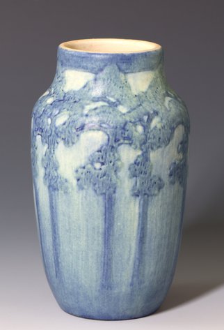 Image for Fine and Decorative Arts | December 11, 2025 at 10:00 AM