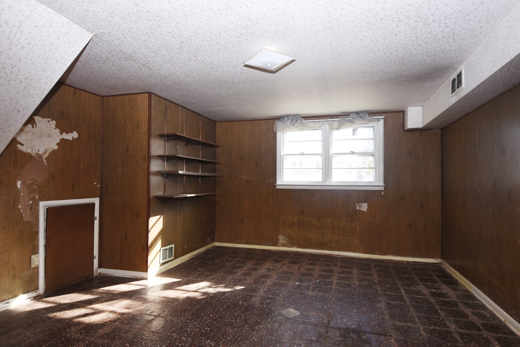 Image for Sold! Real Estate For Auction | 217 Cherry Lane, Lansdale, PA 19446 | December 16, 2025 at 4:00 PM