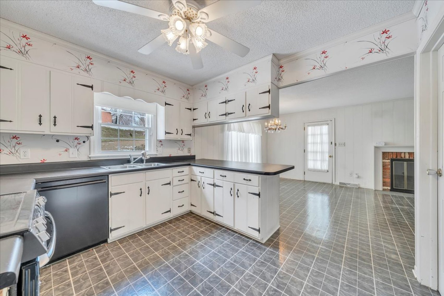 Image for 1807 Sam Lions Trail Real Estate Auction