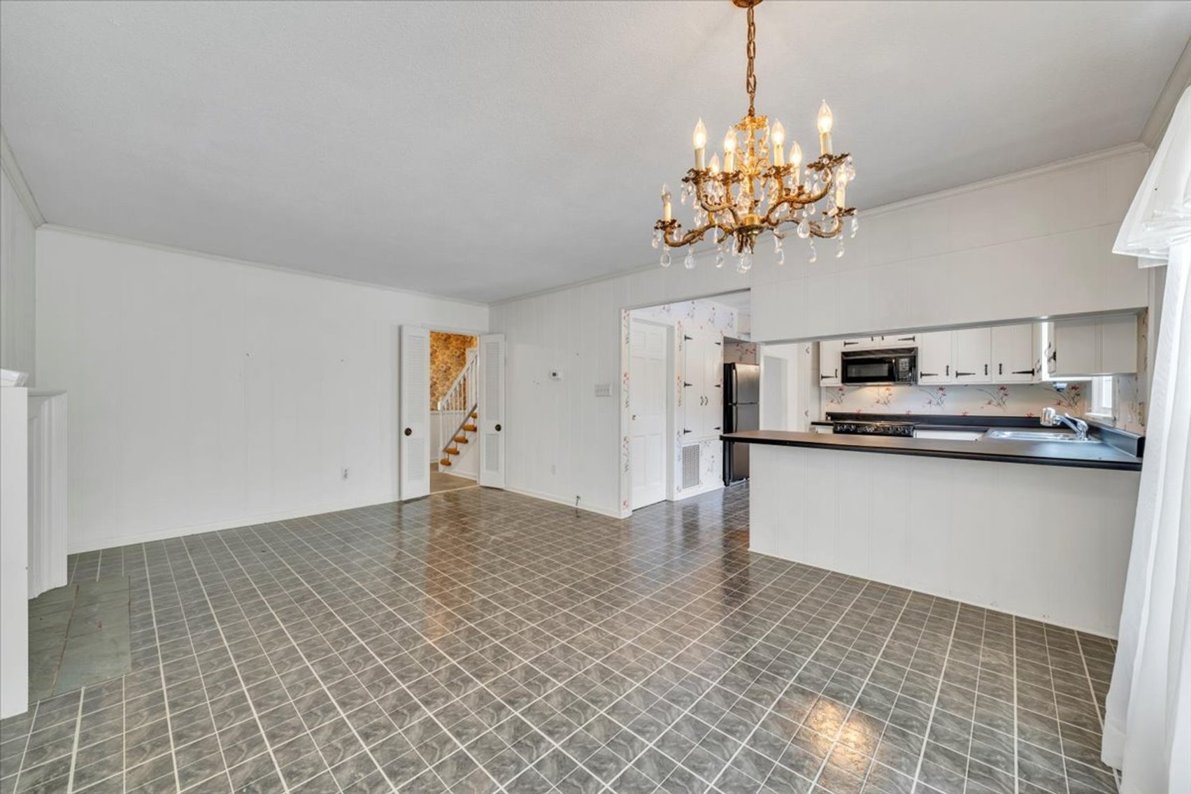 Image for 1807 Sam Lions Trail Real Estate Auction