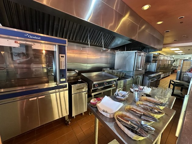 Commercial Kitchen & Delicatessen Equipment