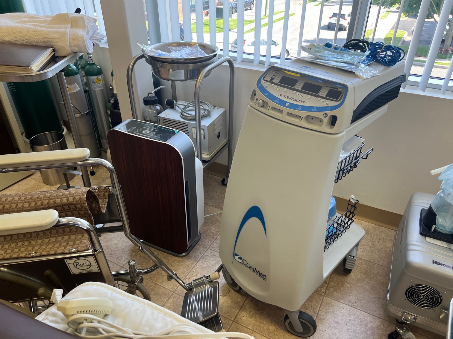 Image for Cosmetic Surgery & BioTech Lab Equipment