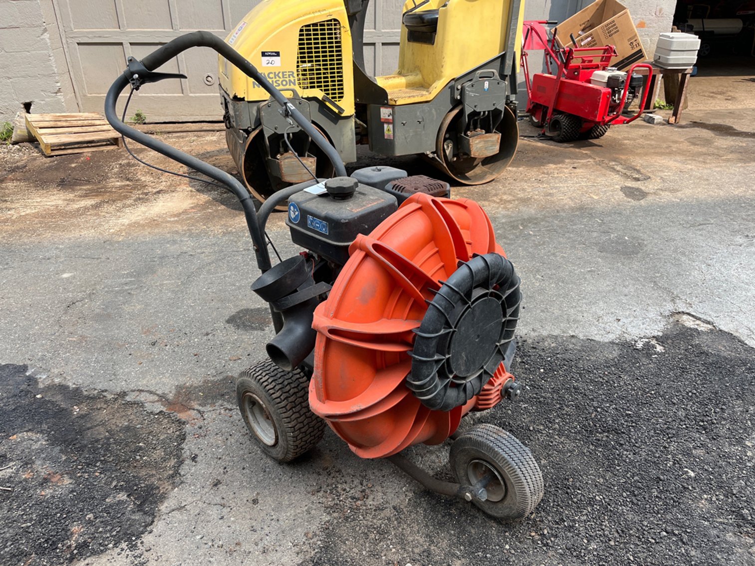 Image for Box Trucks & Contractor Equipment