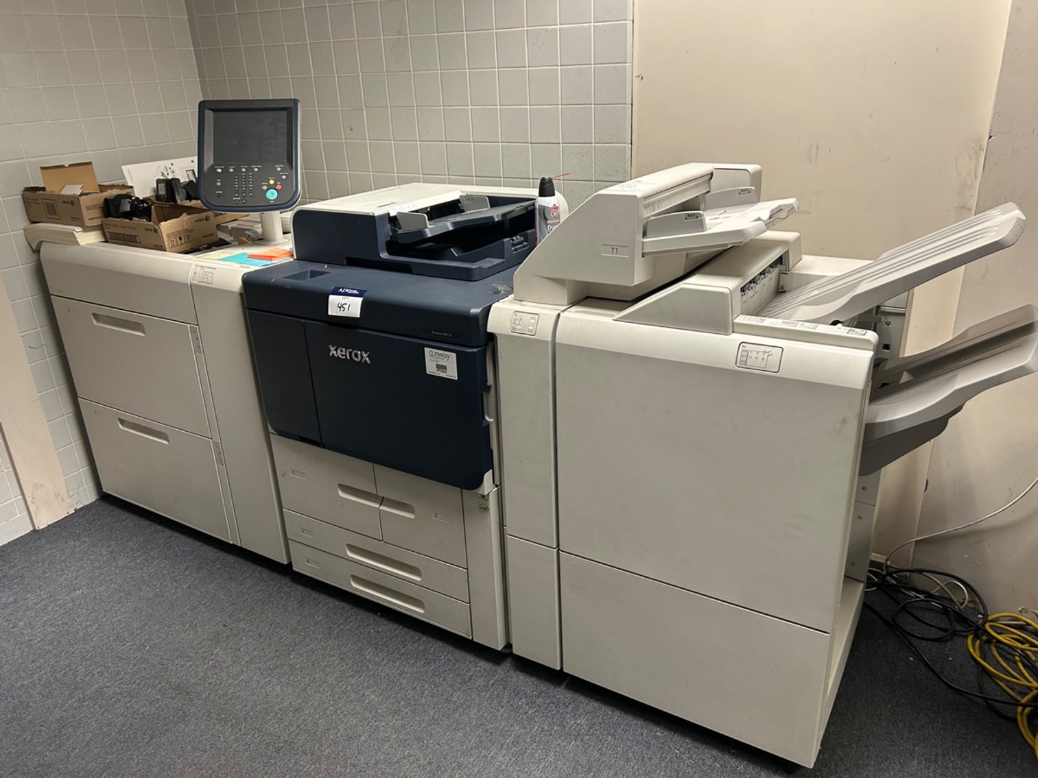 Image for Hudson News, Nashua, NH - Truck Fleet & Distribution Center Equipment